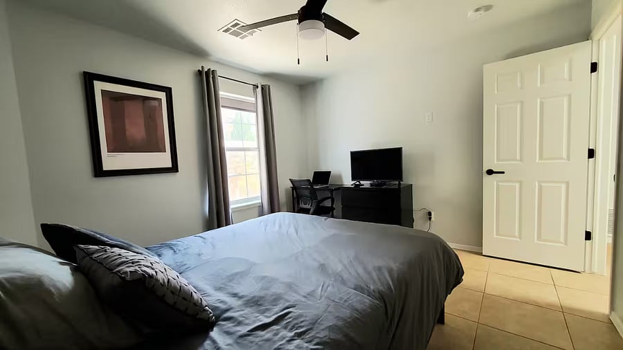Furnished Finder property 438476_3 photo 10