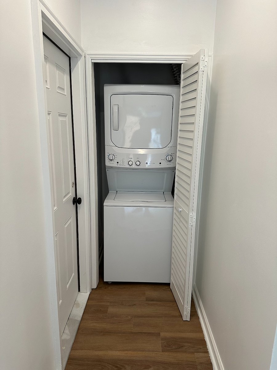 Full size washer/dryer right outside your door. 