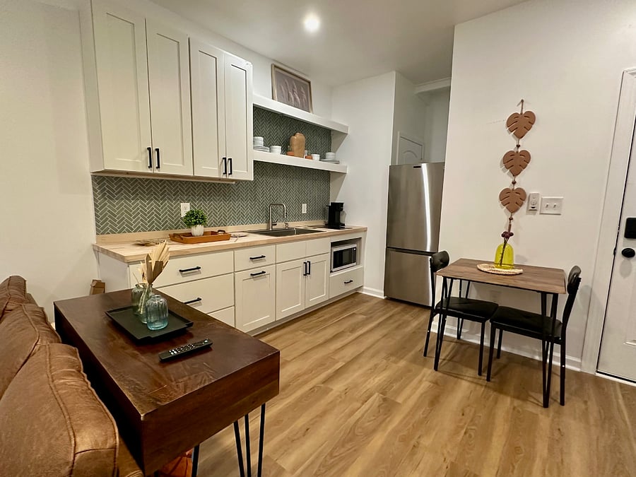 Dining area / KitchenDint