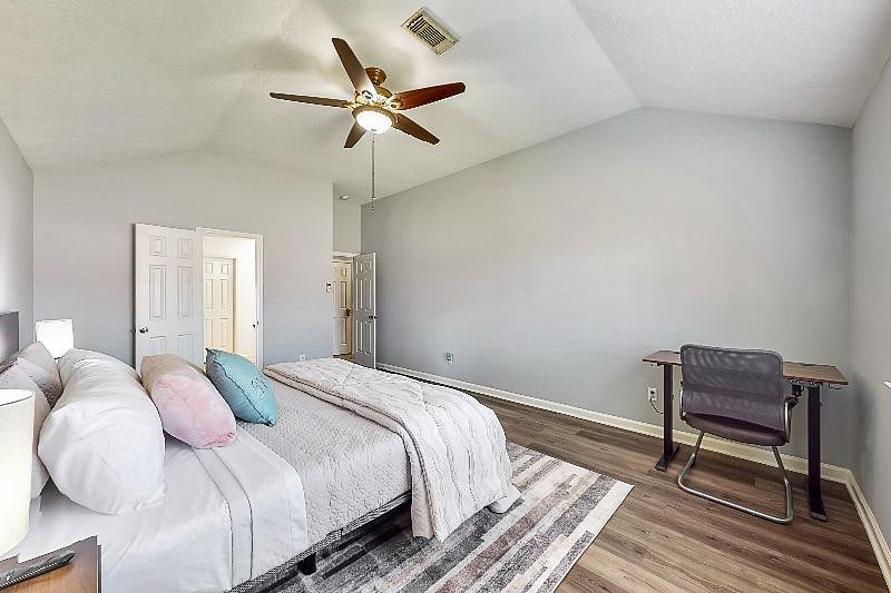Furnished Finder property 438484_1 photo 27