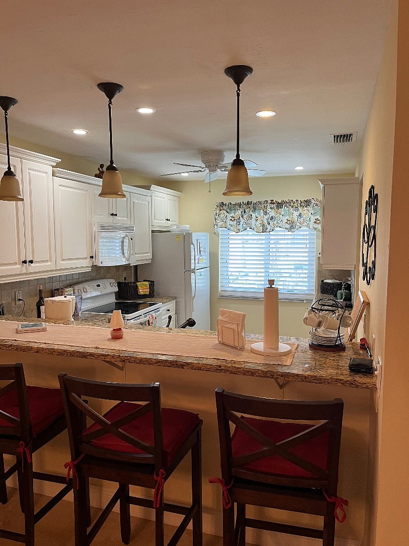 Furnished Finder property 438502_1 photo 4