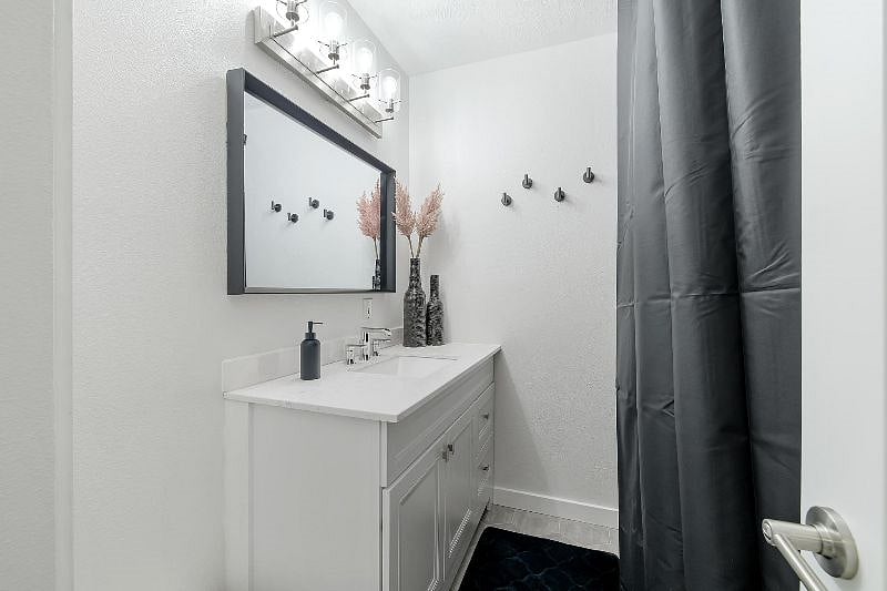Furnished Finder property 438526_1 photo 10