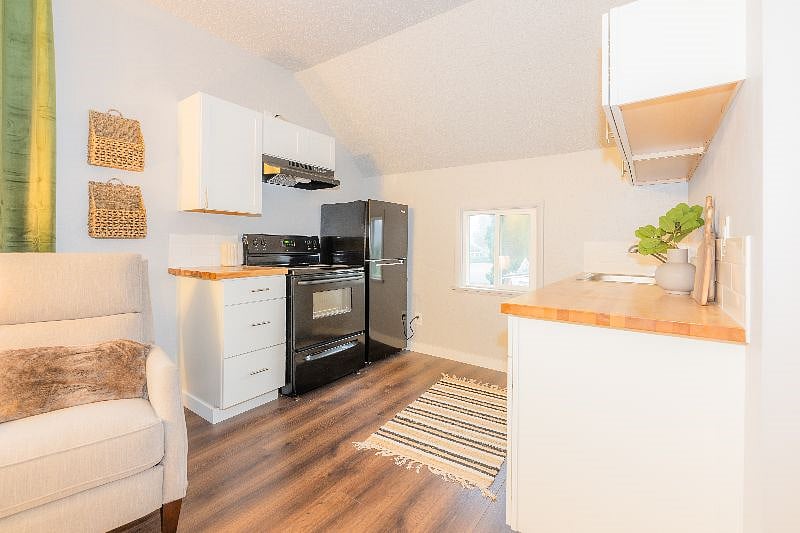 Furnished Finder property 438555_1 photo 15