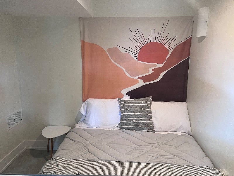 Second bedroom-very cozy