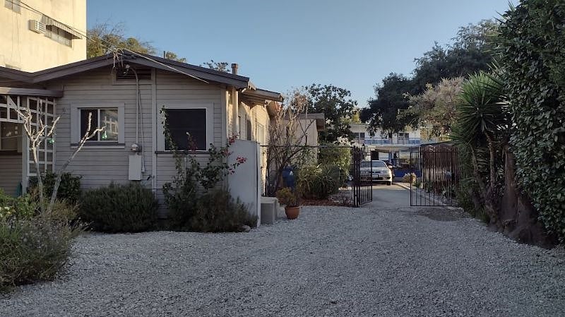 leaving unit driveway to the street