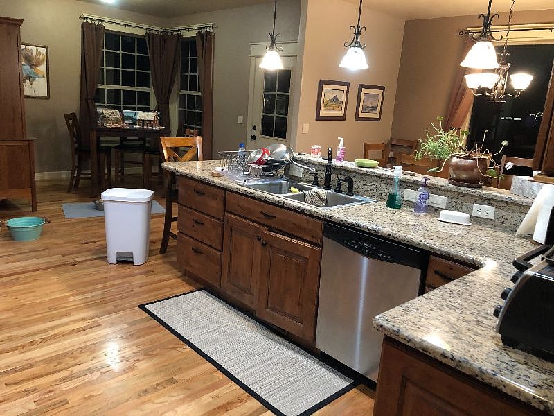 Furnished Finder property 438637_1 photo 9
