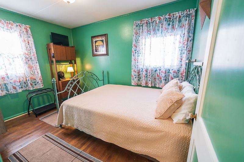 Furnished Finder property 438656_1 photo 12