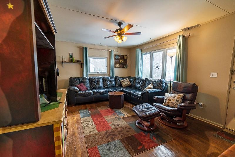 Furnished Finder property 438656_1 photo 3