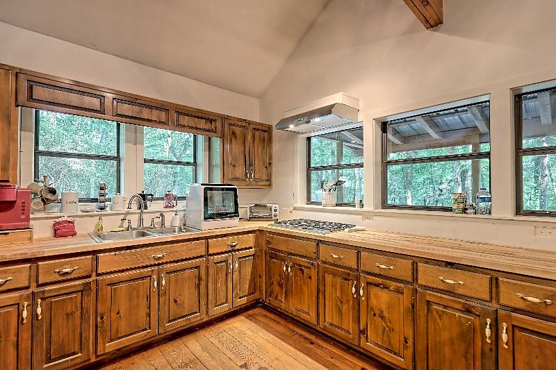 Furnished Finder property 438690_1 photo 10