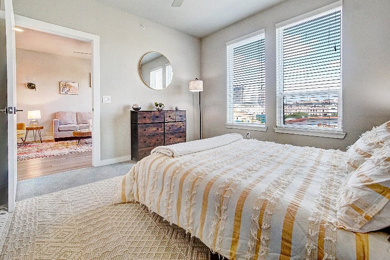 Furnished Finder property 438700_1 photo 9