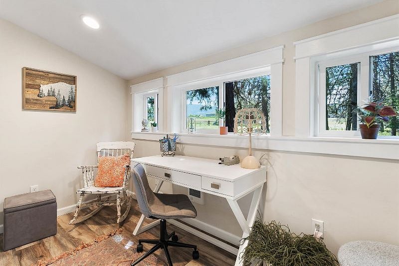 Furnished Finder property 438718_1 photo 15