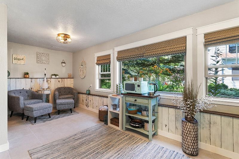 Furnished Finder property 438718_1 photo 10