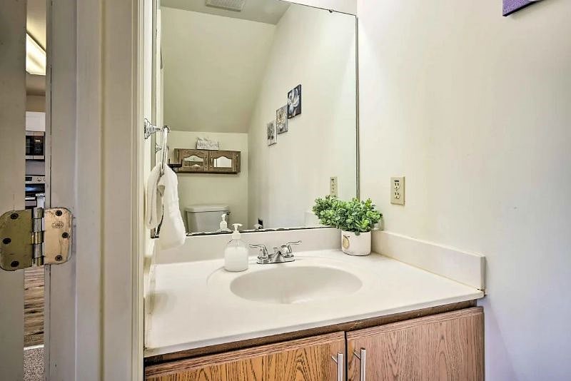 Furnished Finder property 438720_1 photo 15