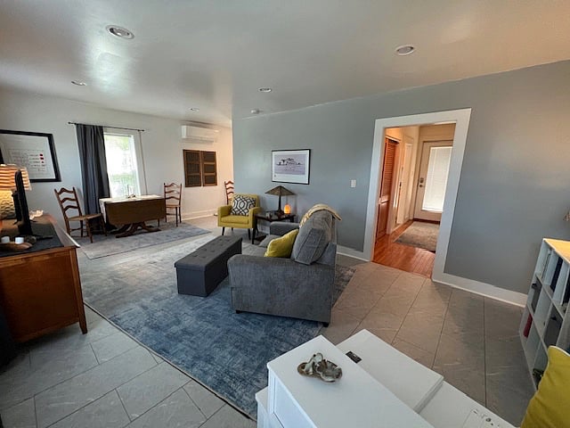 Furnished Finder property 438788_2 photo 3