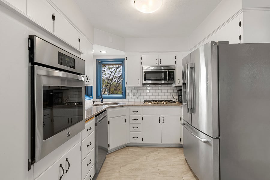Furnished Finder property 438806_1 photo 25