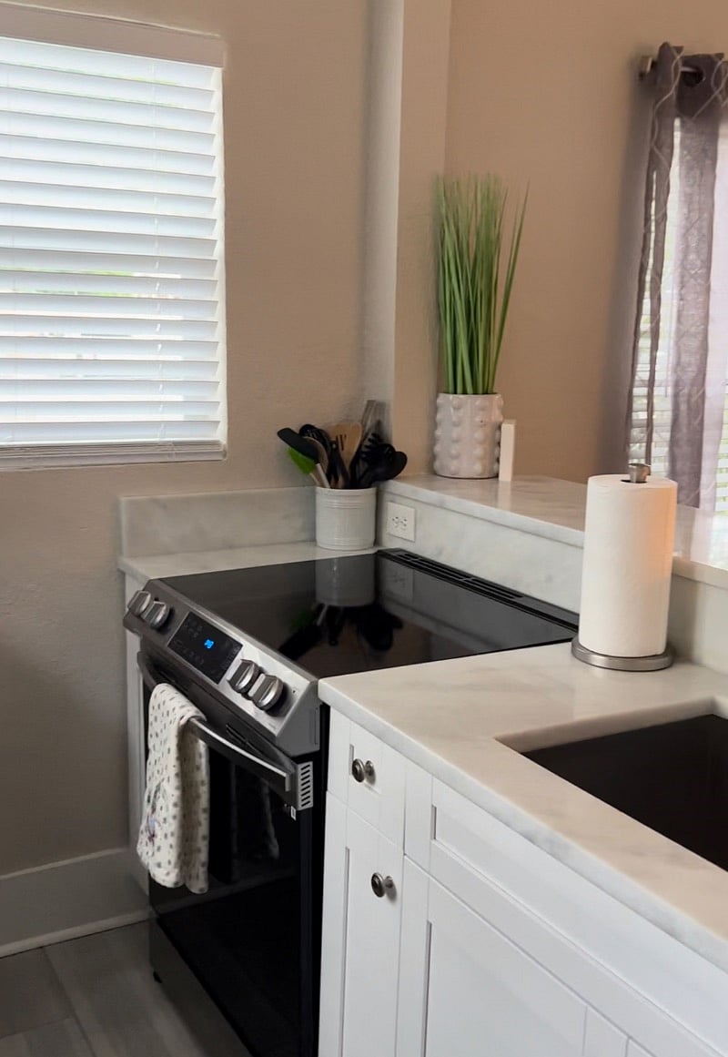 Furnished Finder property 438814_1 photo 16