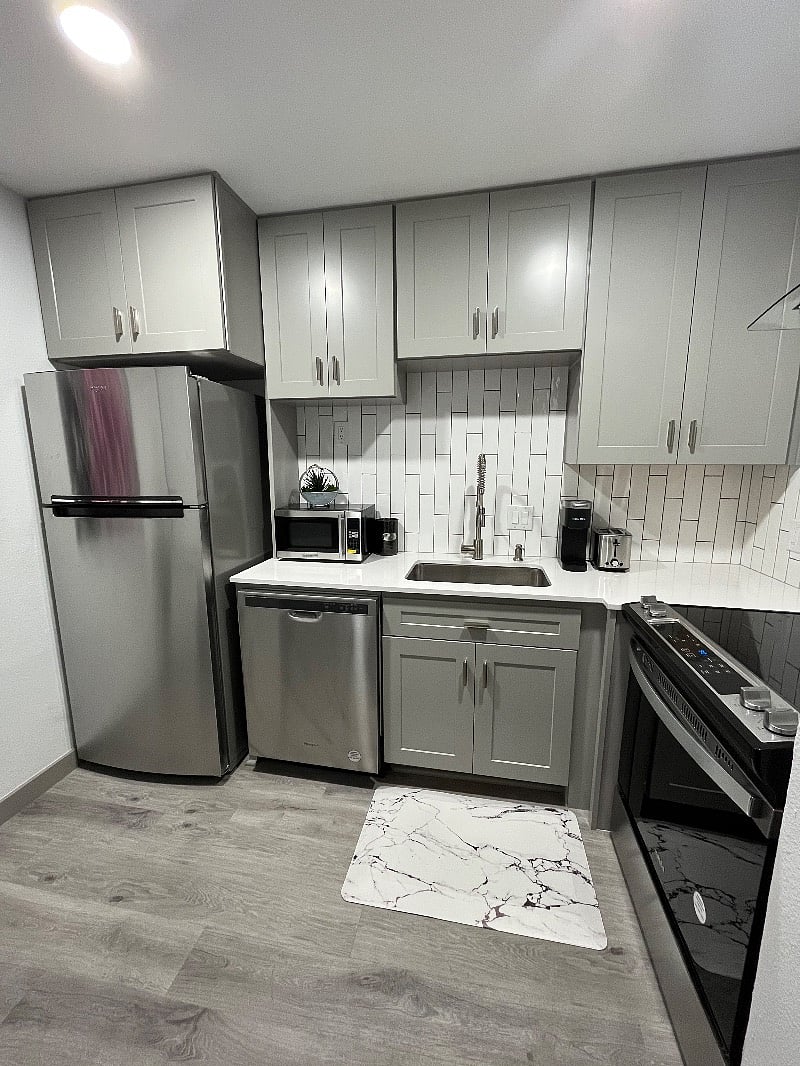 Furnished Finder property 438820_1 photo 3