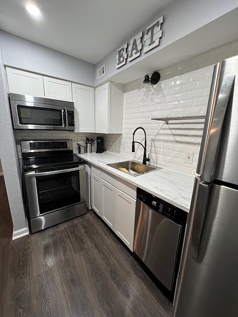 Furnished Finder property 438820_3 photo 3