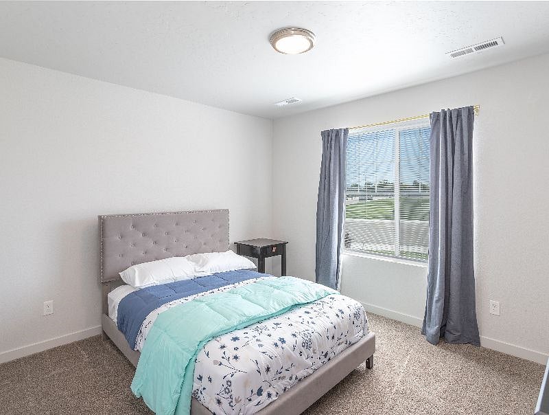 Furnished Finder property 438829_1 photo 9