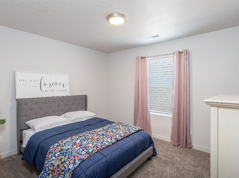 Furnished Finder property 438829_1 photo 10