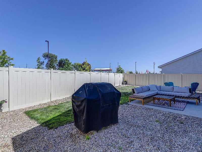 Furnished Finder property 438829_1 photo 11