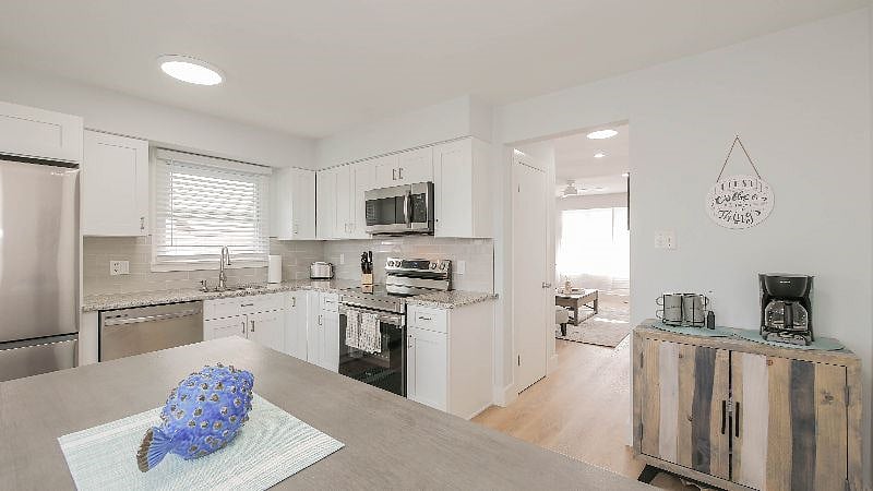 Furnished Finder property 438833_1 photo 6
