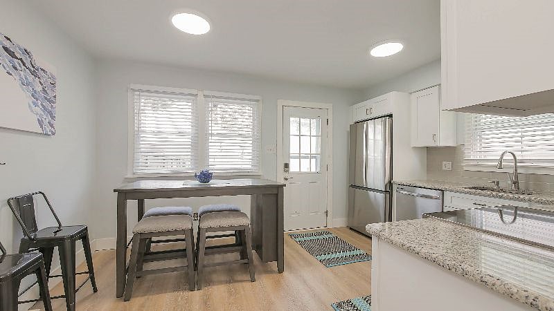 Furnished Finder property 438833_1 photo 7