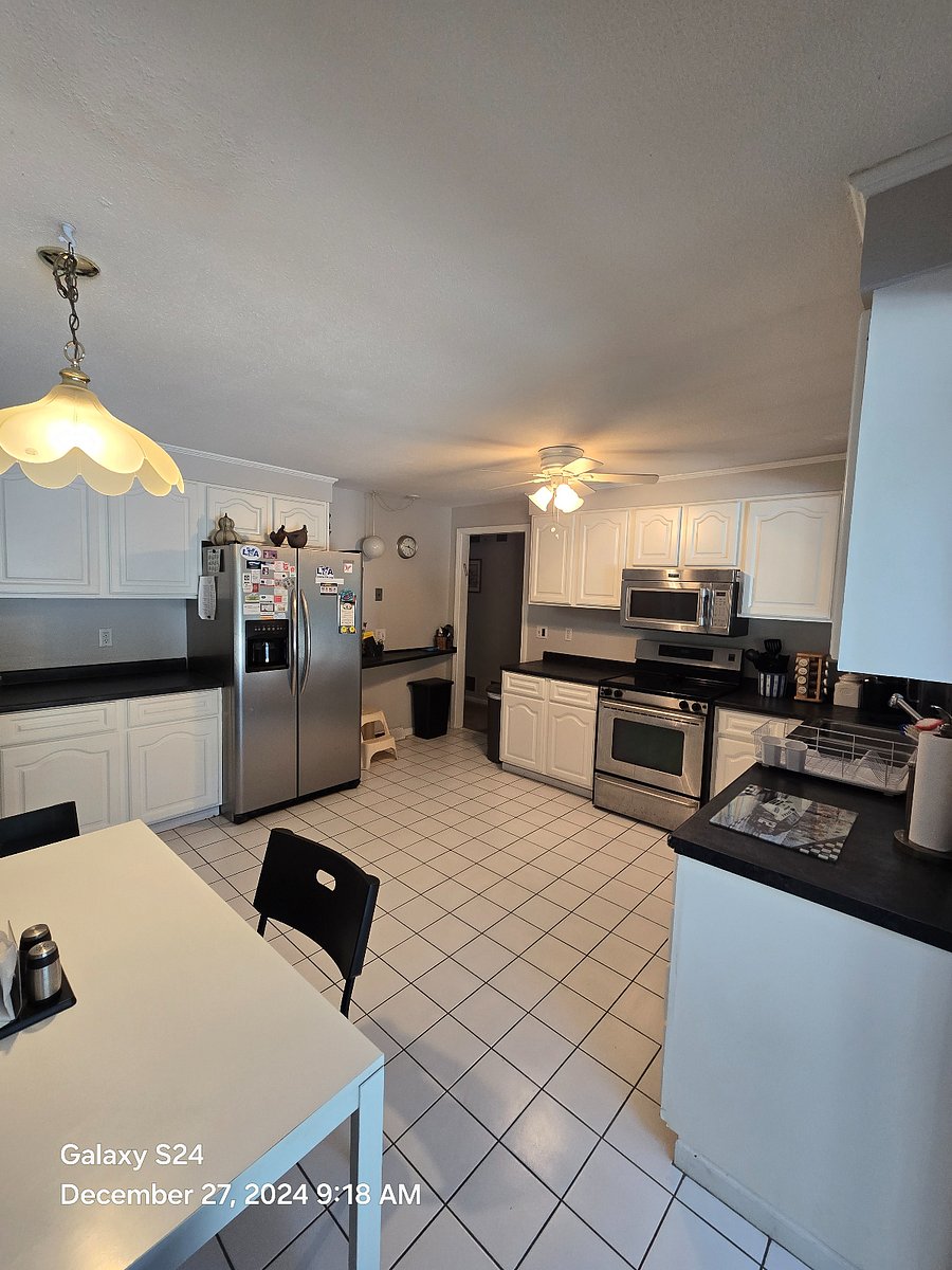 Furnished Finder property 438846_1 photo 10