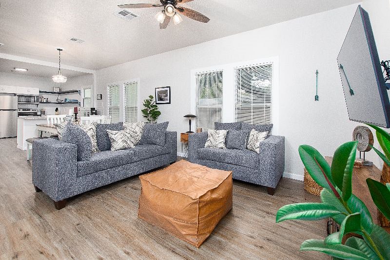 Furnished Finder property 438868_1 photo 22