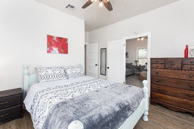Furnished Finder property 438868_1 photo 30