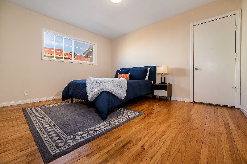 Furnished Finder property 438917_1 photo 12