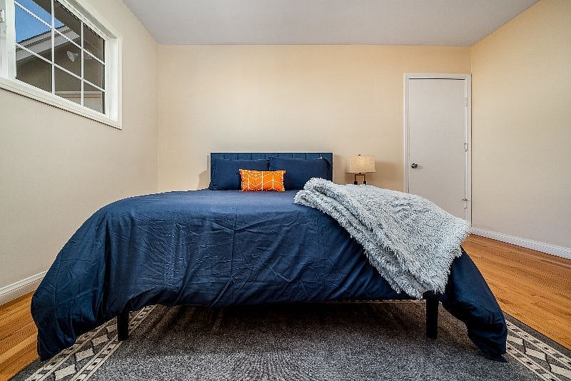 Furnished Finder property 438917_1 photo 14