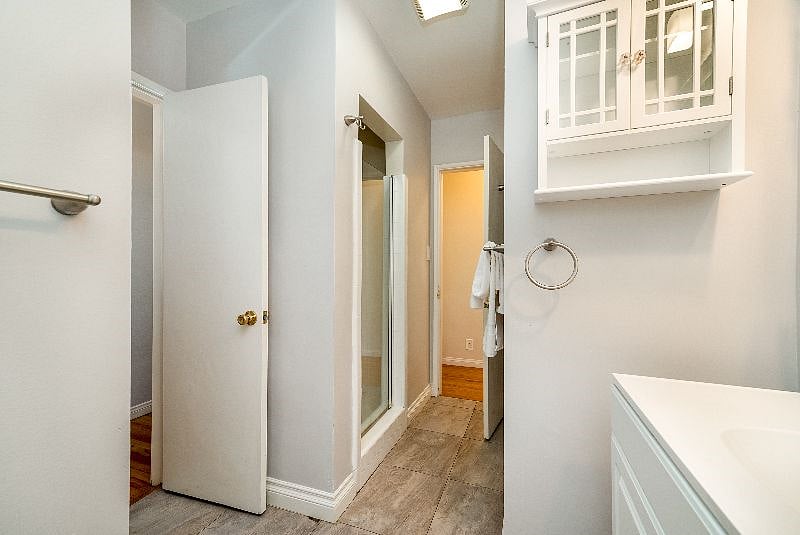 Furnished Finder property 438917_1 photo 21