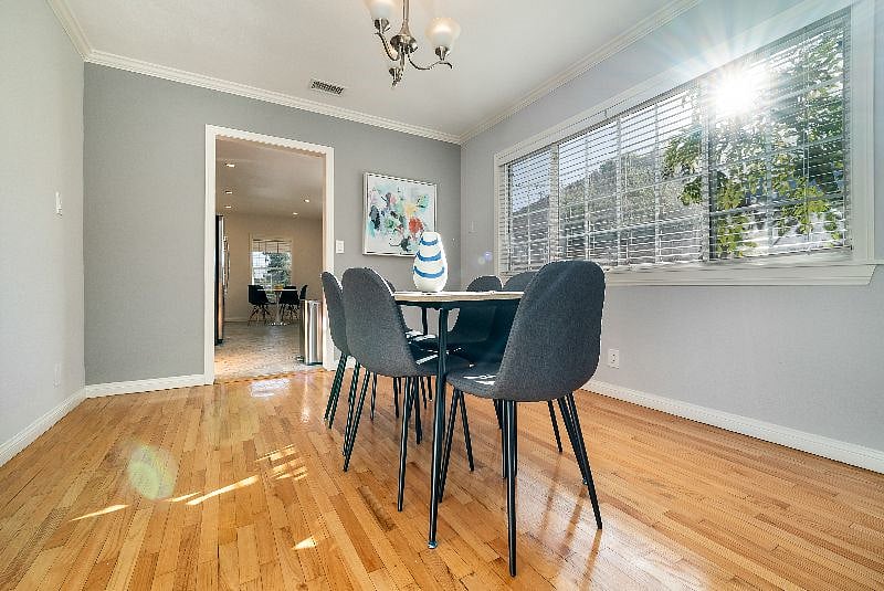 Furnished Finder property 438917_1 photo 29