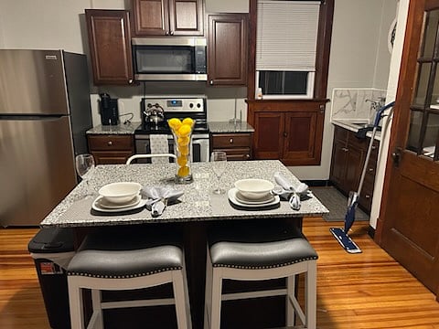 Furnished Finder property 438922_2 photo 8