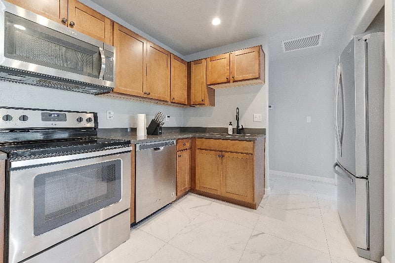 Furnished Finder property 438971_1 photo 12