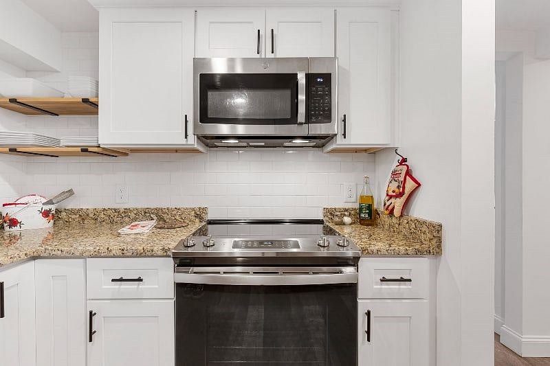 Furnished Finder property 438999_1 photo 11