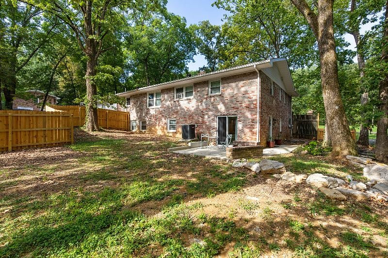 Furnished Finder property 438999_1 photo 25