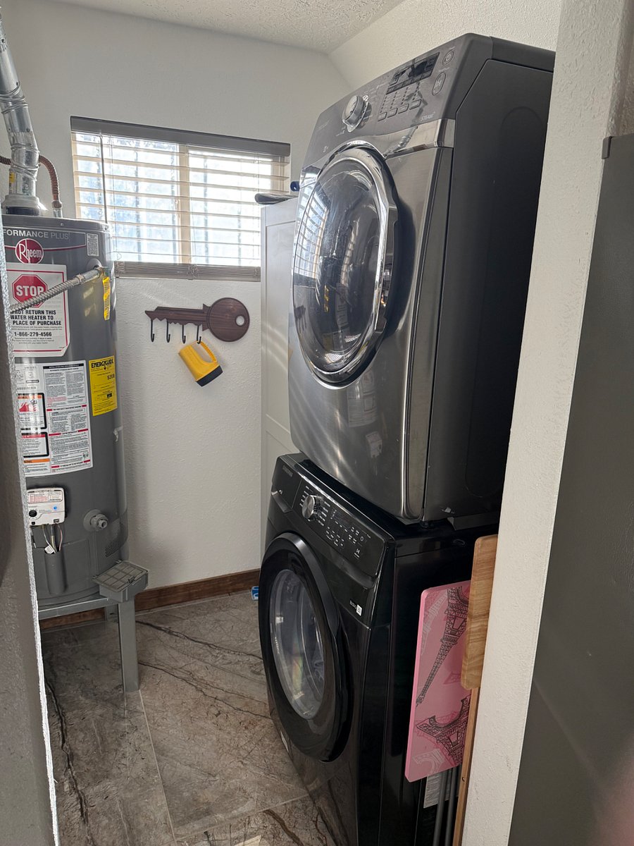 Washer & Dryer