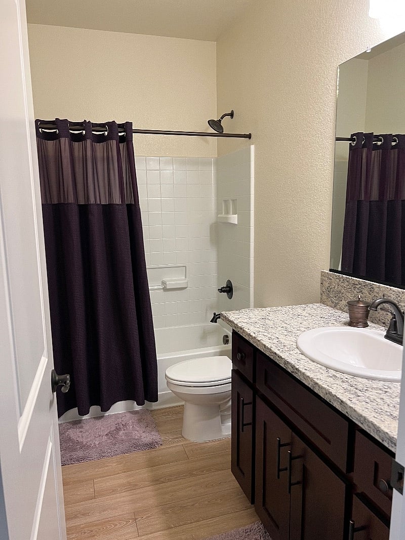 Furnished Finder property 439051_1 photo 4