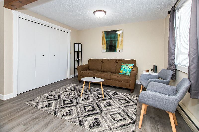 Furnished Finder property 439071_1 photo 3