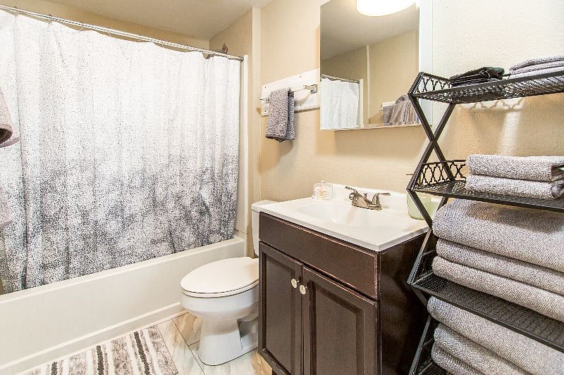 Furnished Finder property 439071_1 photo 6