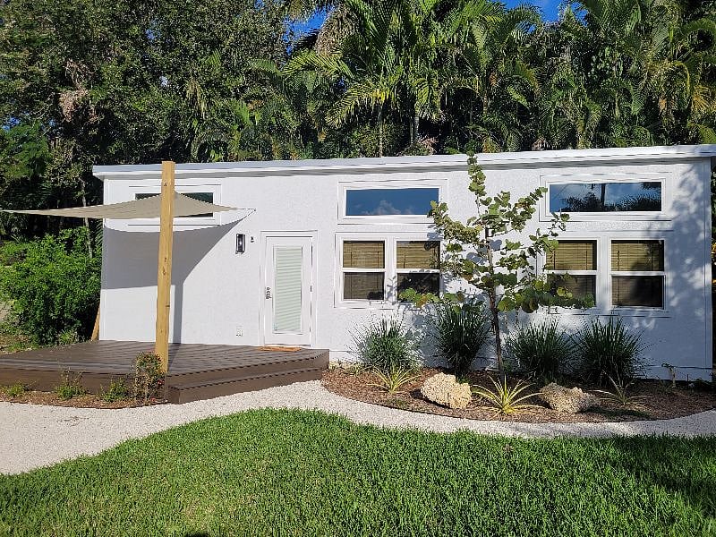 Furnished Finder property 439100_1 photo 2