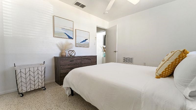 Furnished Finder property 439150_1 photo 7