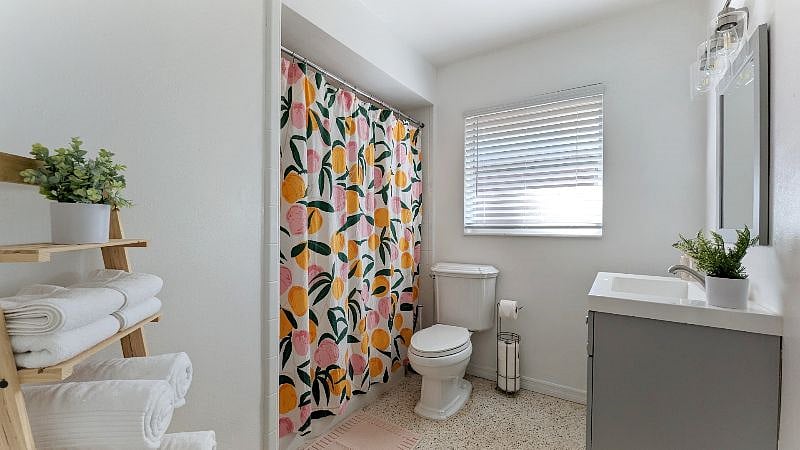 Furnished Finder property 439150_1 photo 10