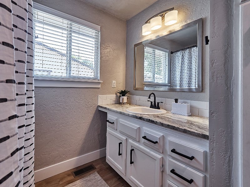 Furnished Finder property 439196_1 photo 5