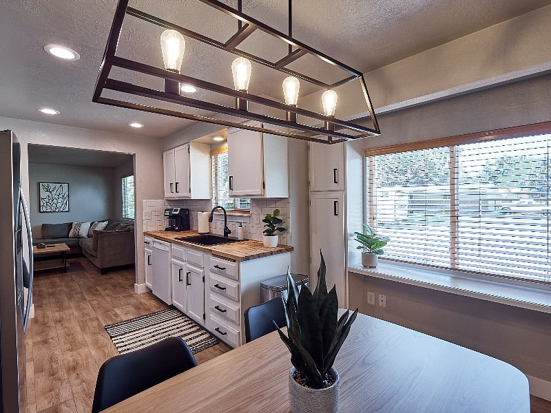 Furnished Finder property 439196_1 photo 16