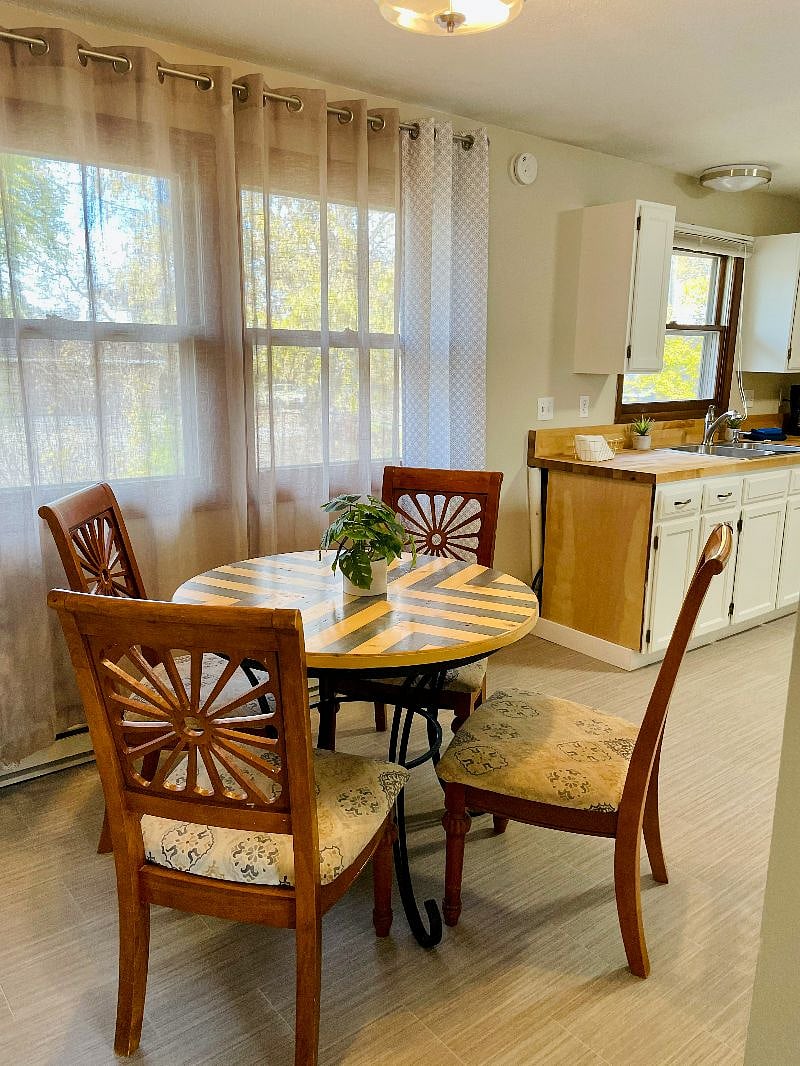 Furnished Finder property 439197_1 photo 7