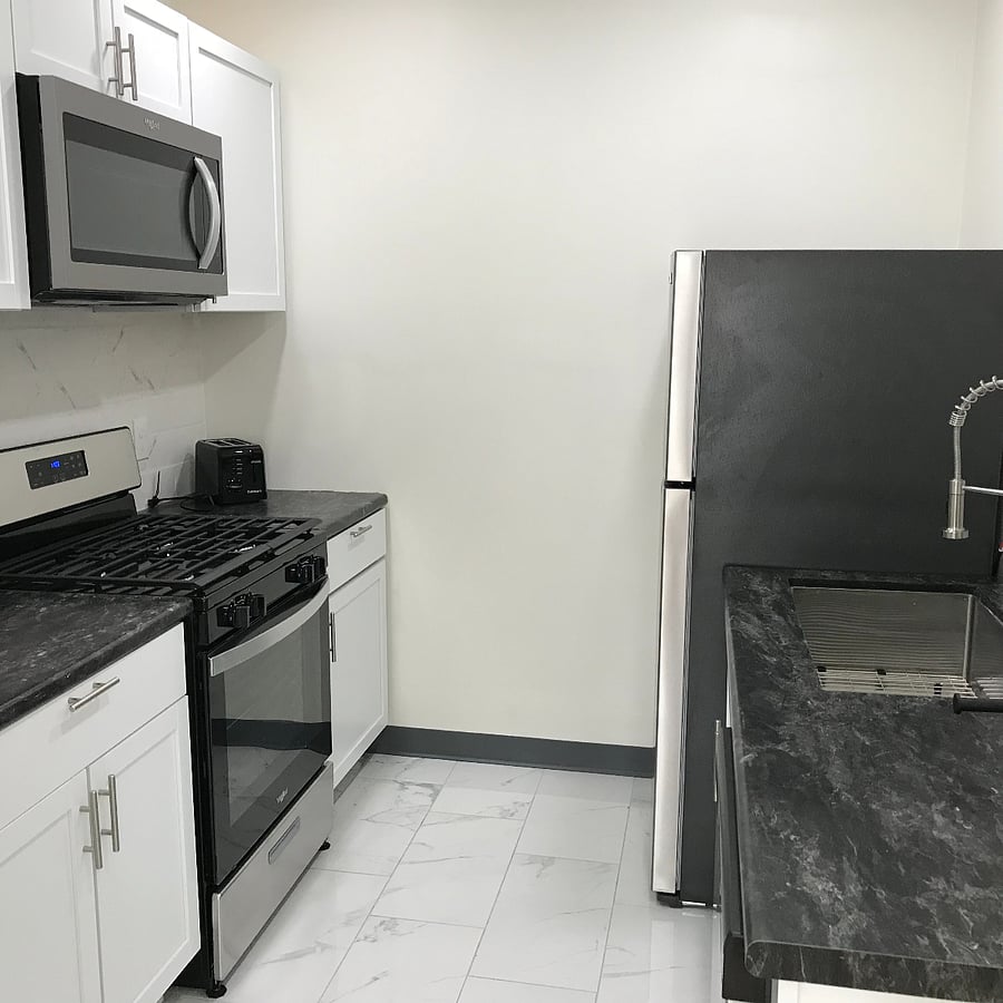 Furnished Finder property 439207_1 photo 4