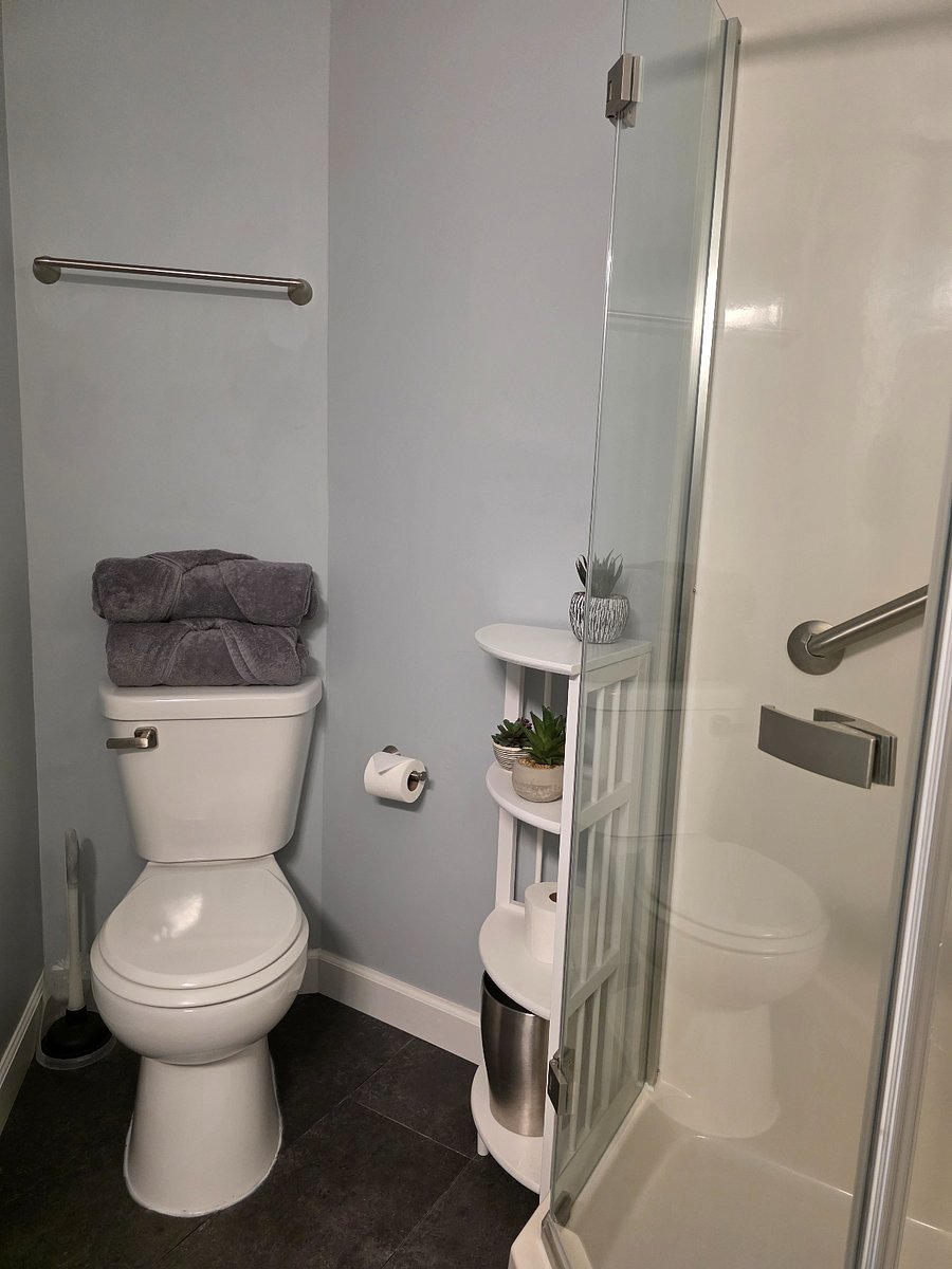 Master bathroom.